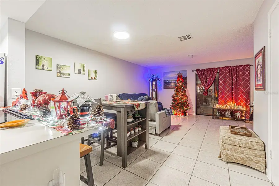 4010 Oak Limb Court, Tampa, FL 33614 - Image #3