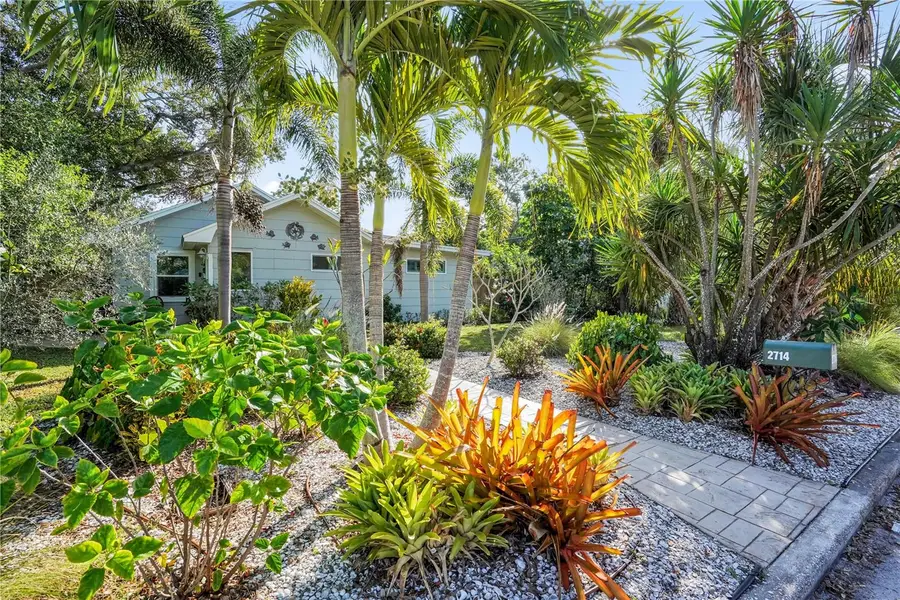 2714 52nd Street S, Gulfport, FL 33707 - Image #2