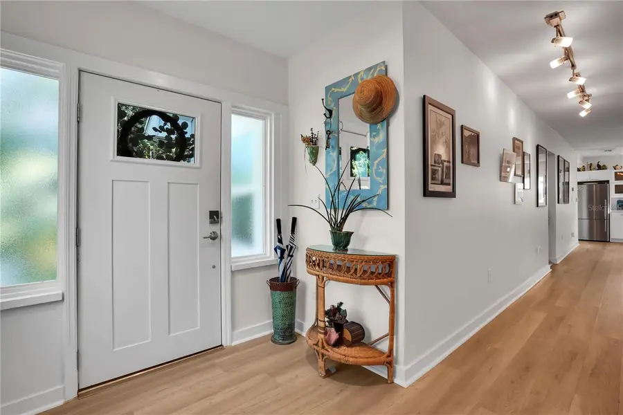 2714 52nd Street S, Gulfport, FL 33707 - Image #3