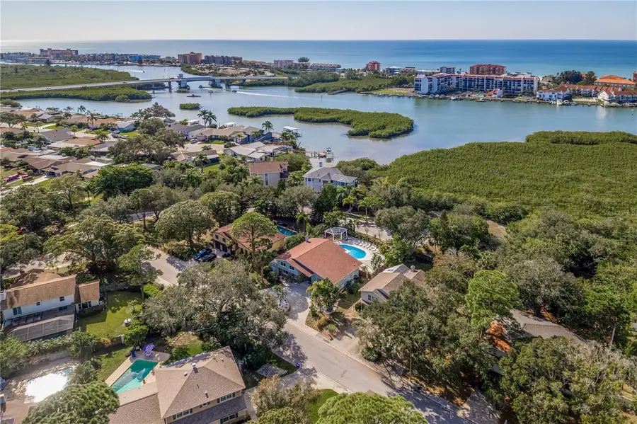 8240 144th Lane, Seminole, FL 33776 - Image #2