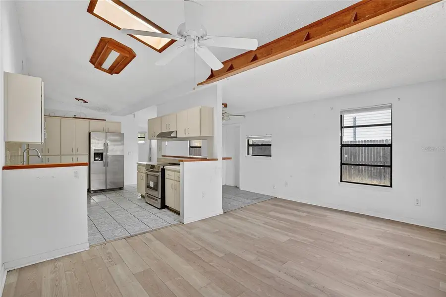 4320 44th Street N, Saint Petersburg, FL 33714 - Image #3