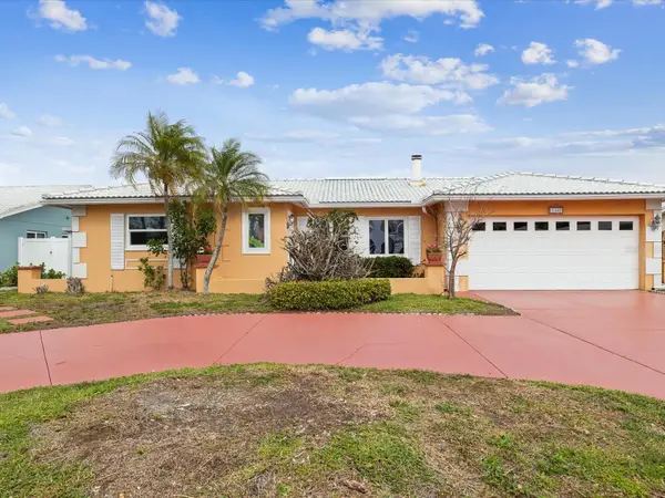 11549 48th Avenue N, ST PETERSBURG, FL 33708