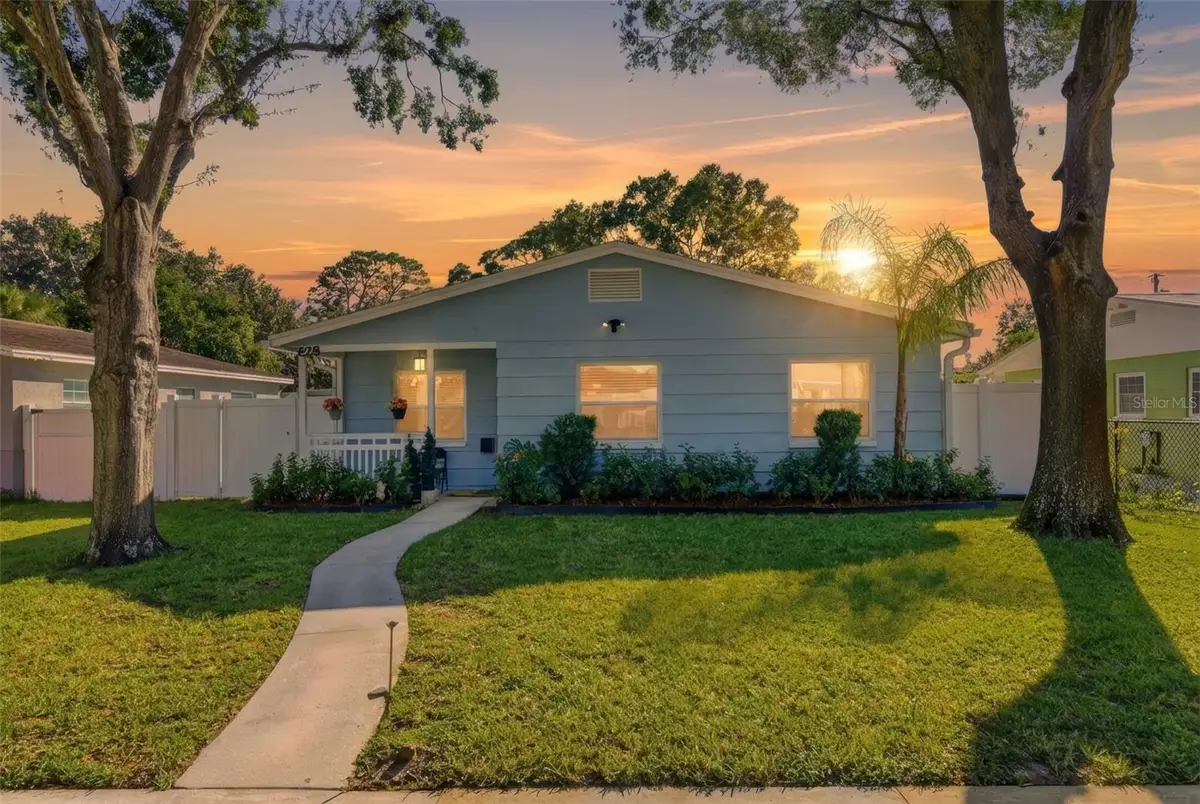828 89th Avenue N, Saint Petersburg, FL 33702 - Image #1