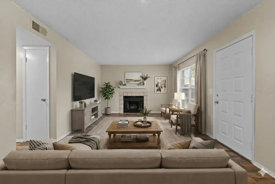 14419 Hanging Moss Circle #101, Tampa, FL 33613 - Image #3