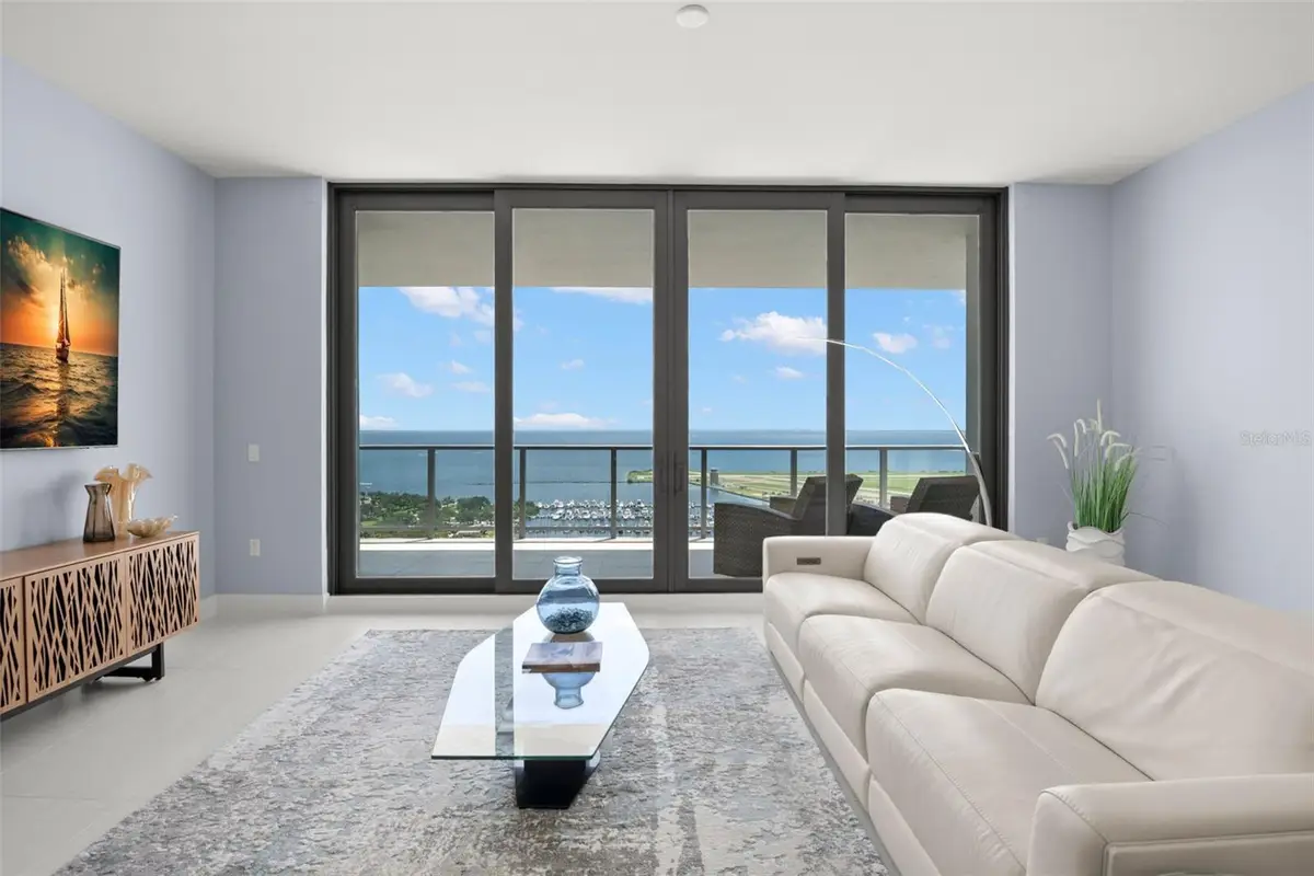 301 1st Street S #2402, Saint Petersburg, FL 33701 - Image #1