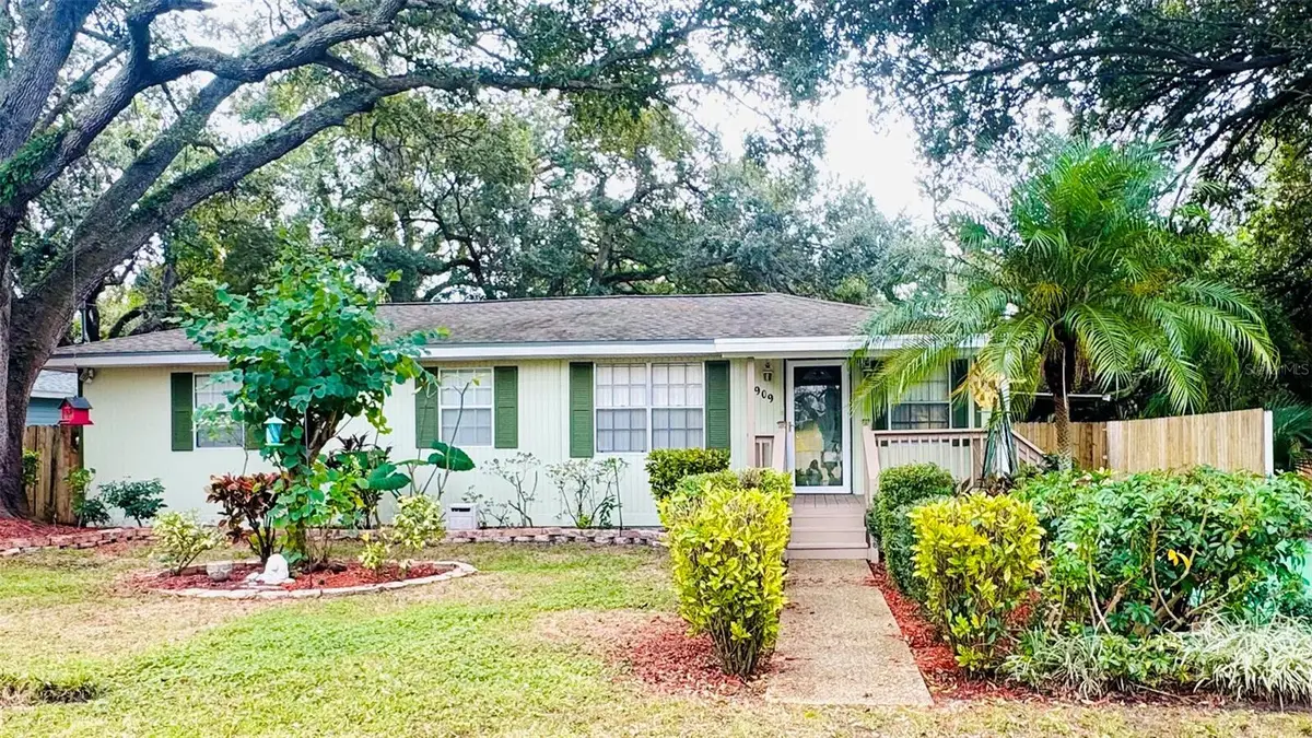 5909 8th Avenue S, Tampa, FL 33619 - Image #1