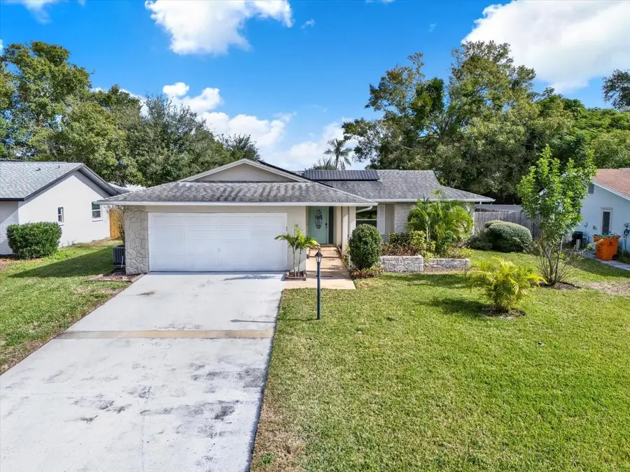 2536 Bramblewood Drive W, Clearwater, FL 33763 - Image #2