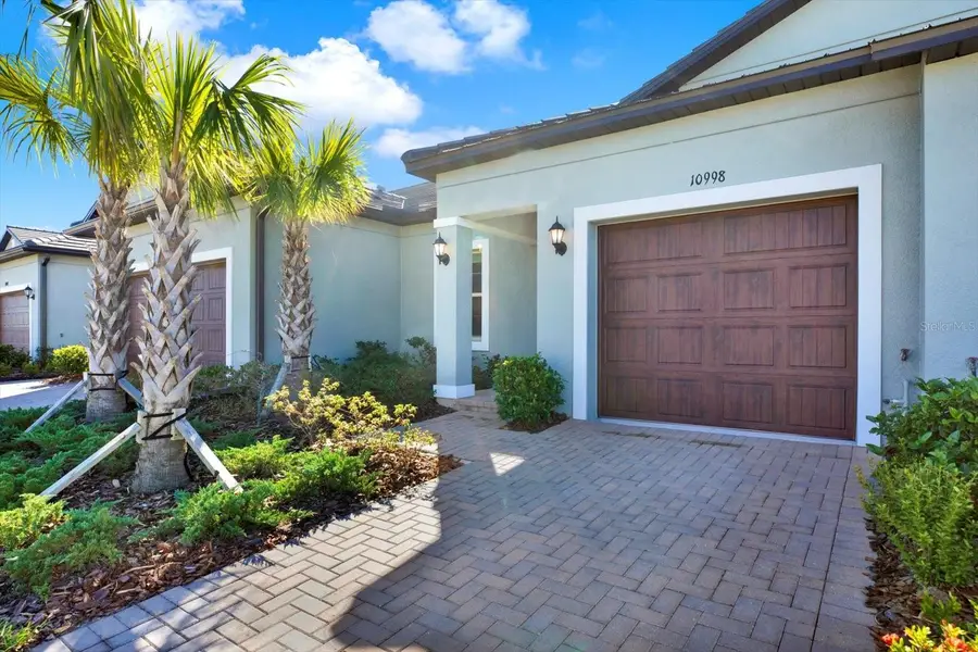 10998 Gable Dig Loop, San Antonio, FL 33576 - Image #2