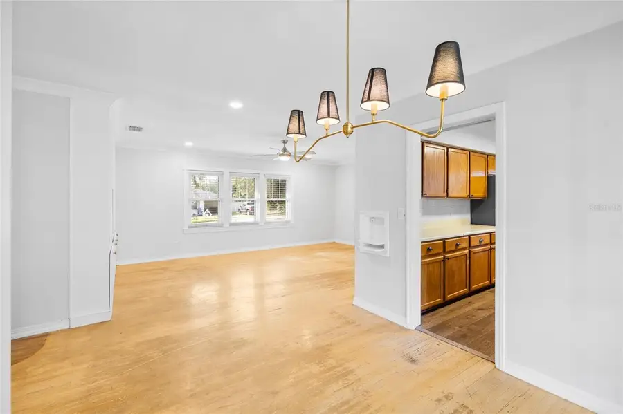 37951 Coleman Avenue, Dade City, FL 33525 - Image #2