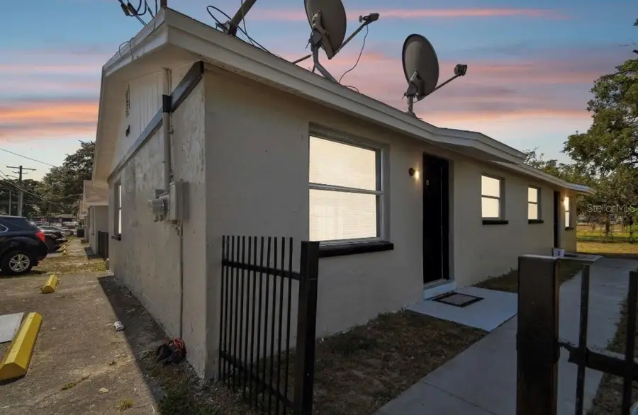 4507-4509 E Giddens Avenue, Tampa, FL 33610 - Image #2