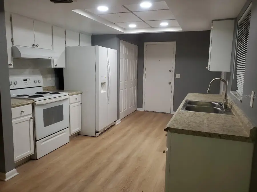 8211 Clermont Street, Tampa, FL 33637 - Image #2