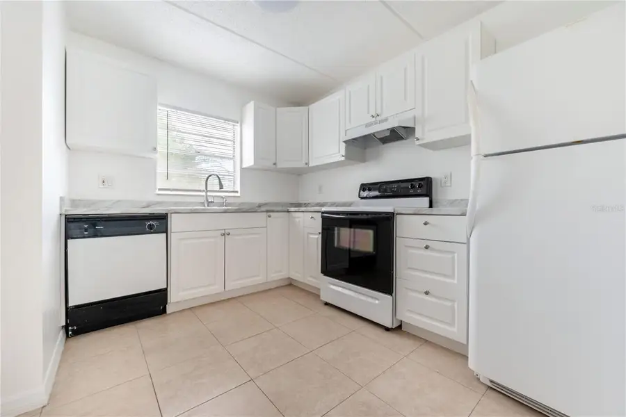 2860 Somerset Park Drive #103, Tampa, FL 33613 - Image #3