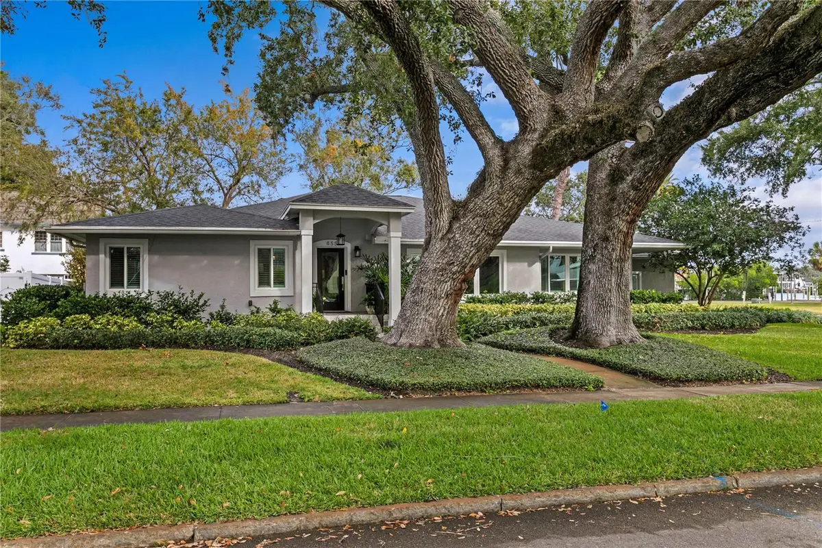 655 19th Avenue Ne, Saint Petersburg, FL 33704 - Image #1