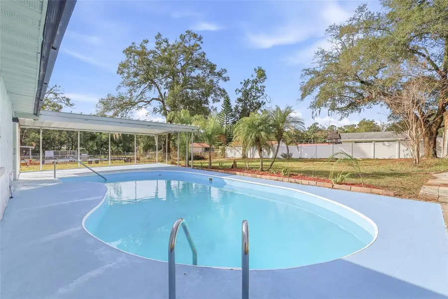 12147 Scott Drive, Dade City, FL 33525 - Image #2