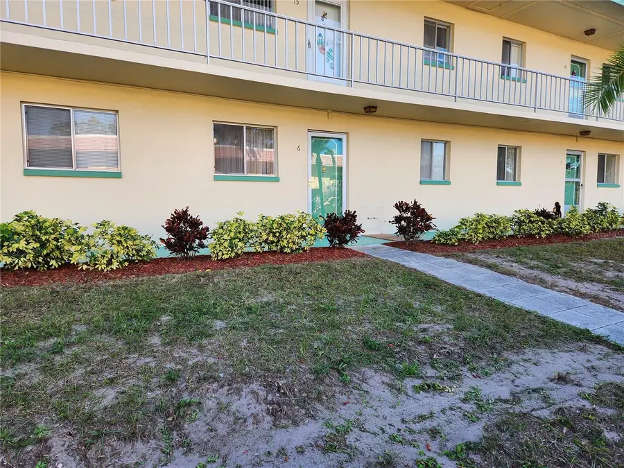 2001 Greenbriar Boulevard #6, Clearwater, FL 33763 - Image #2