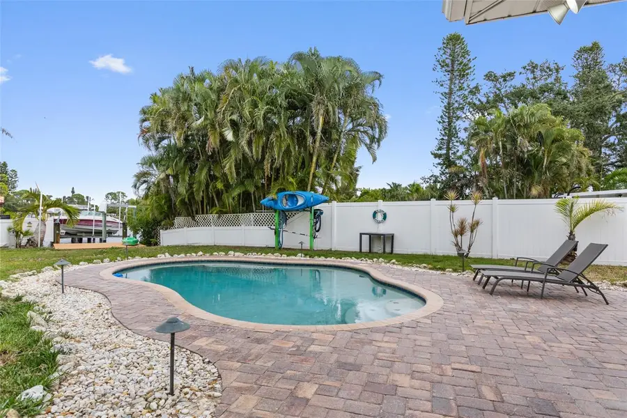 4681 Carson Street Ne, Saint Petersburg, FL 33703 - Image #3