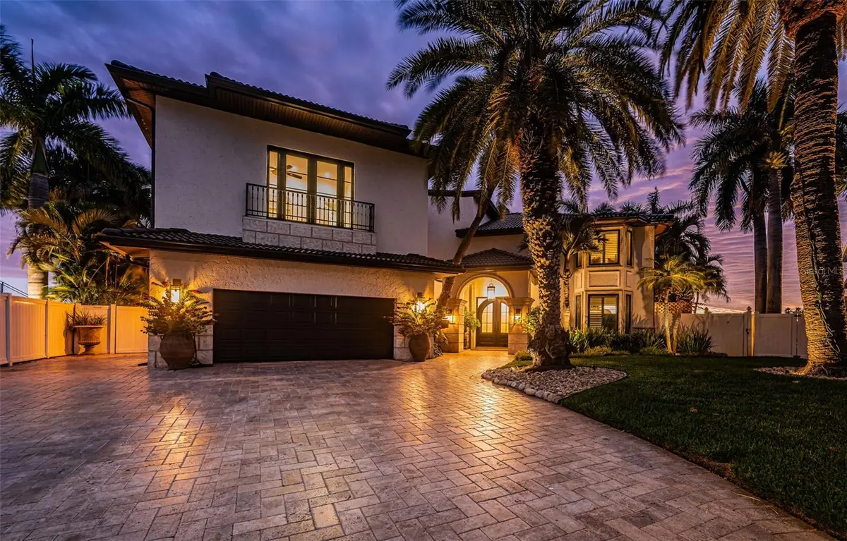 7800 9th Avenue S, Saint Petersburg, FL 33707 - Image #1