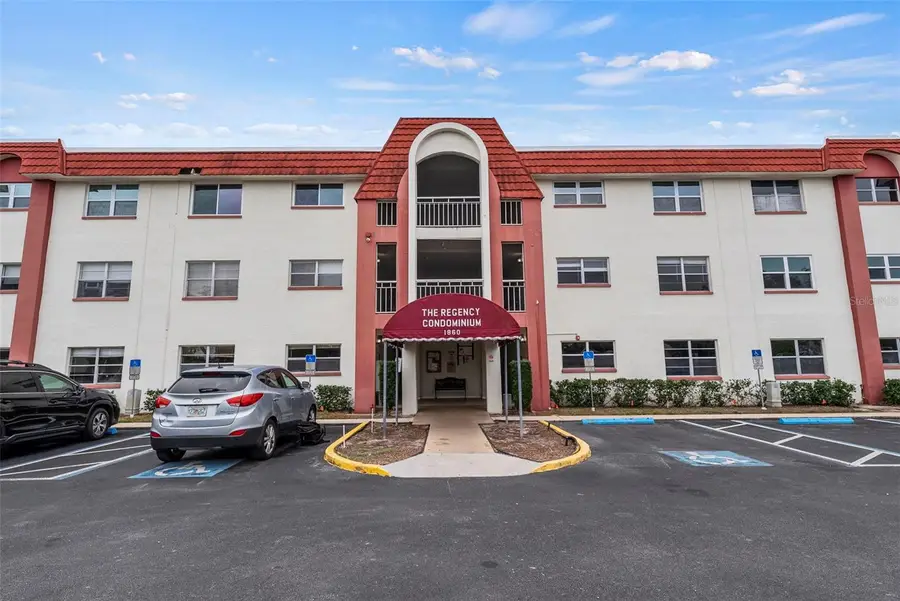 1860 Massachusetts Avenue Ne #206, Saint Petersburg, FL 33703 - Image #2