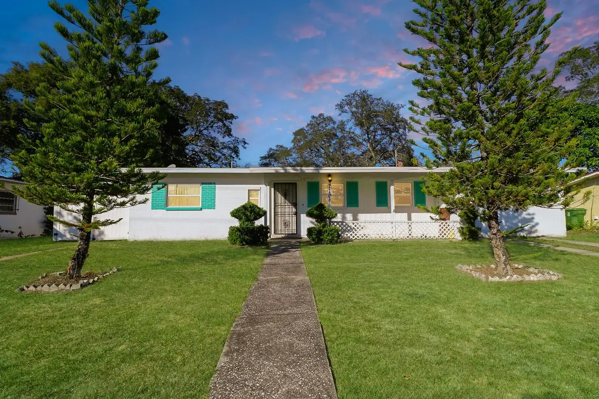 2106 E 109th Avenue, Tampa, FL 33612 - Image #1