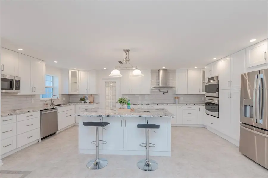 226 81st Avenue N, Saint Petersburg, FL 33702 - Image #3