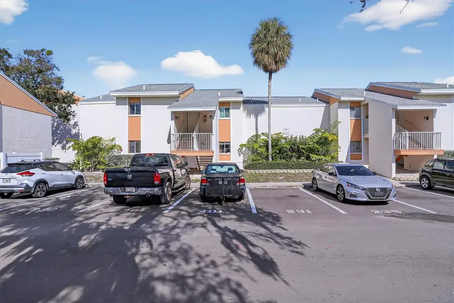 511 99th Avenue N #102, Saint Petersburg, FL 33702 - Image #3