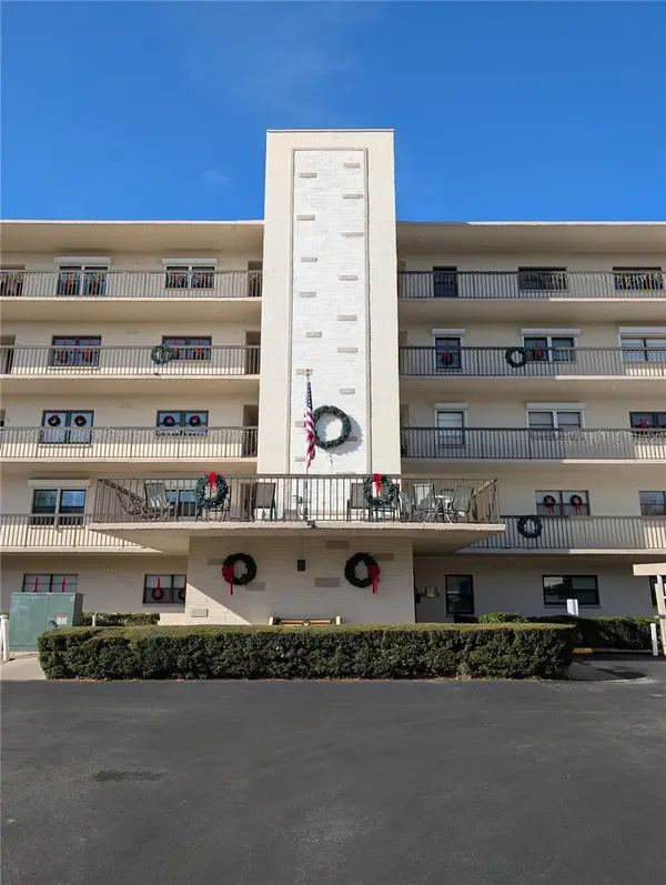 8198 Terrace Garden Drive N #409, ST PETERSBURG, FL 33709