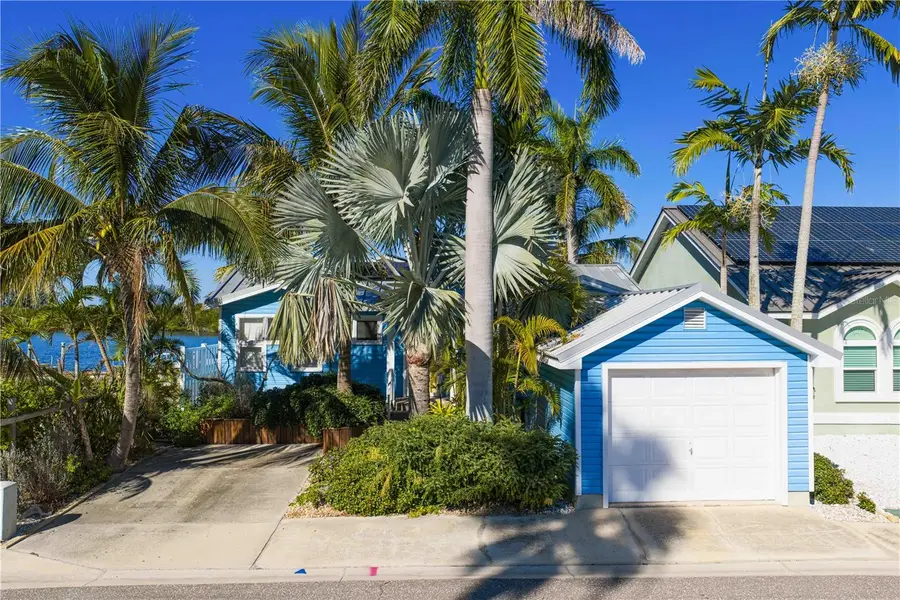 636 182nd Avenue E, Redington Shores, FL 33708 - Image #3