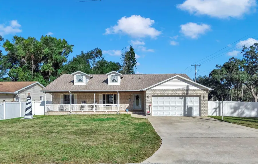 914 Woodland Drive, Seffner, FL 33584 - Image #2