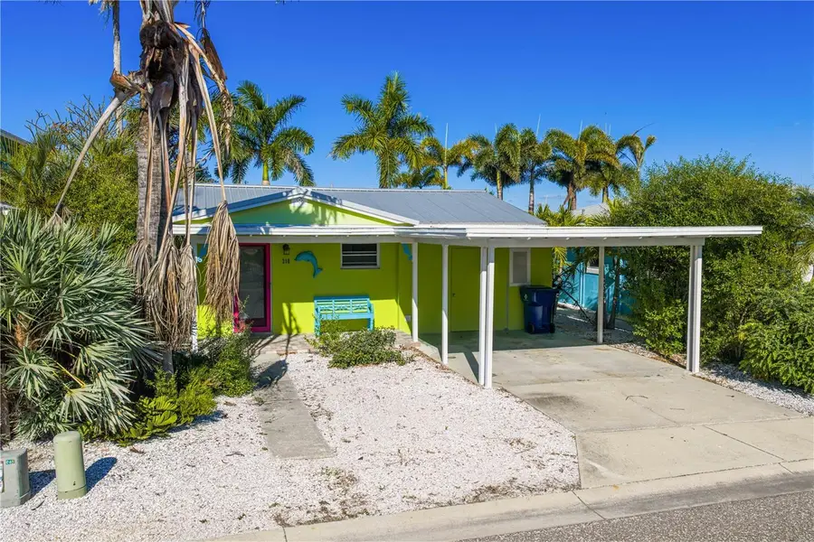 318 182nd Avenue E, Redington Shores, FL 33708 - Image #3