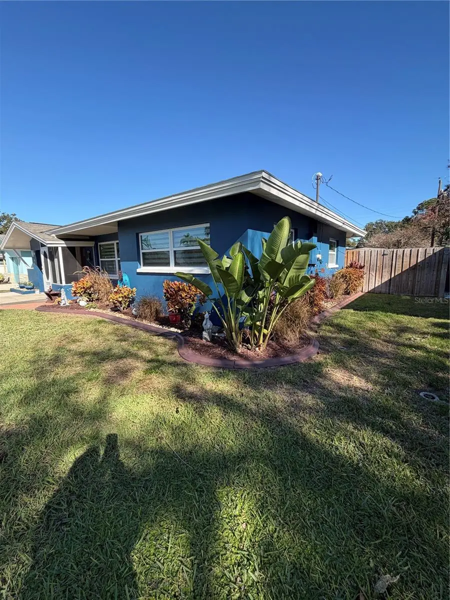 87 Oakwood Drive, Dunedin, FL 34698 - Image #3