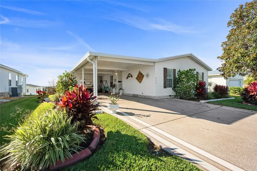 37536 Gill Avenue, Zephyrhills, FL 33541 - Image #2