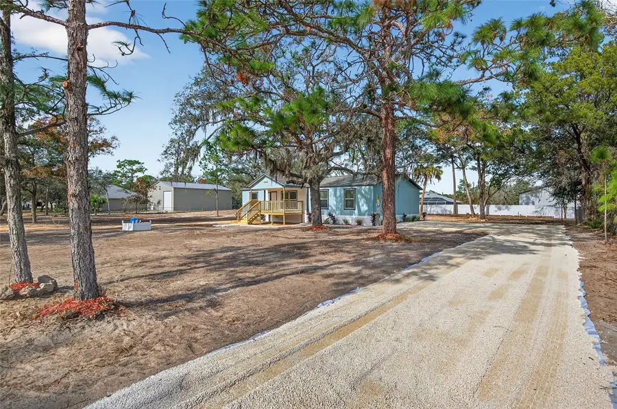 11281 Knuckey Road, Weeki Wachee, FL 34614 - Image #2