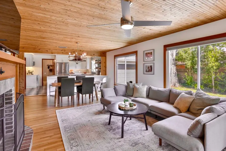 2951 61st Avenue S, Saint Petersburg, FL 33712 - Image #2