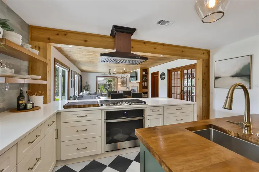 2951 61st Avenue S, Saint Petersburg, FL 33712 - Image #3