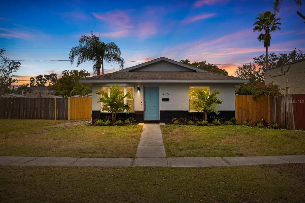 935 47th Avenue N, Saint Petersburg, FL 33703 - Image #1