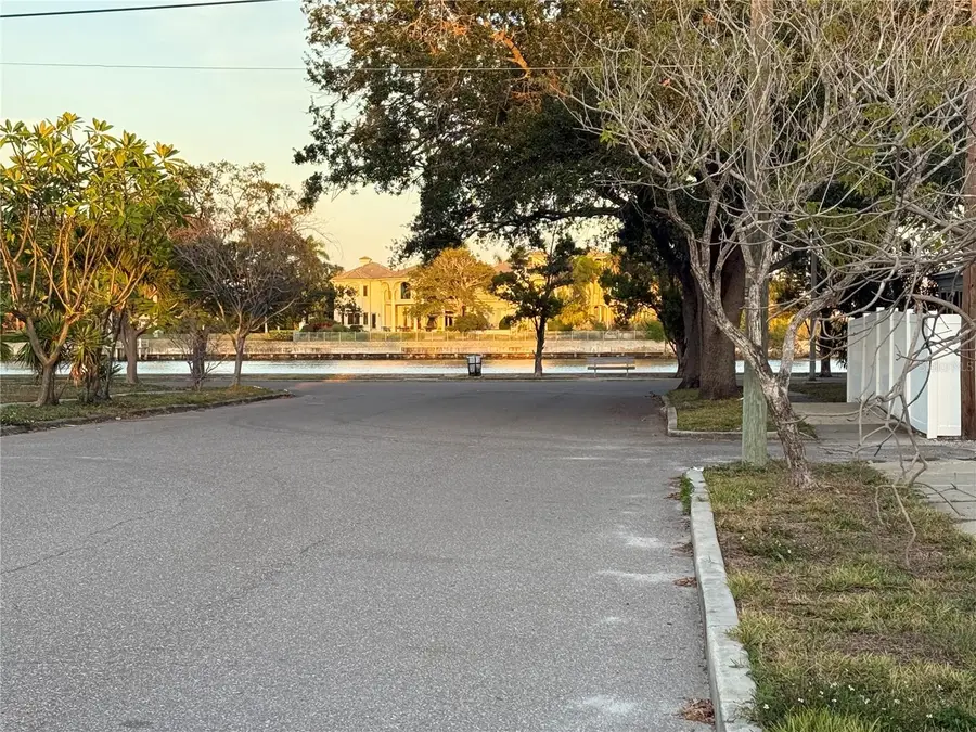 401 Columbia Drive, Tampa, FL 33606 - #2