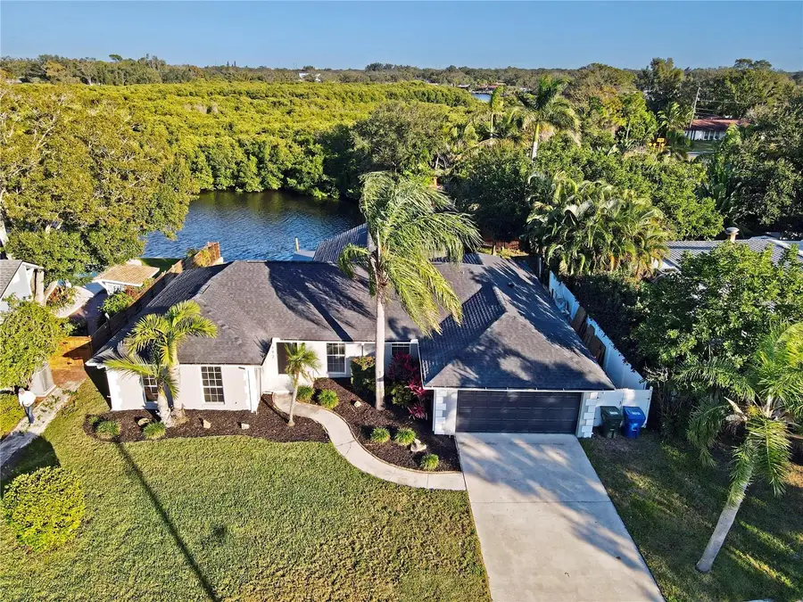 1992 Arvis Circle E, Clearwater, FL 33764 - Image #2