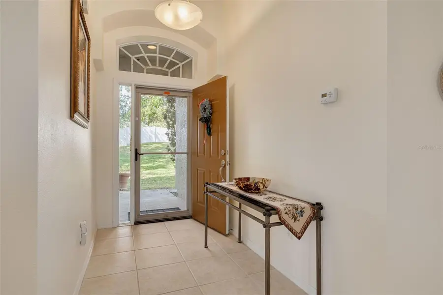 656 Spring Lake Circle, Tarpon Springs, FL 34688 - Image #3