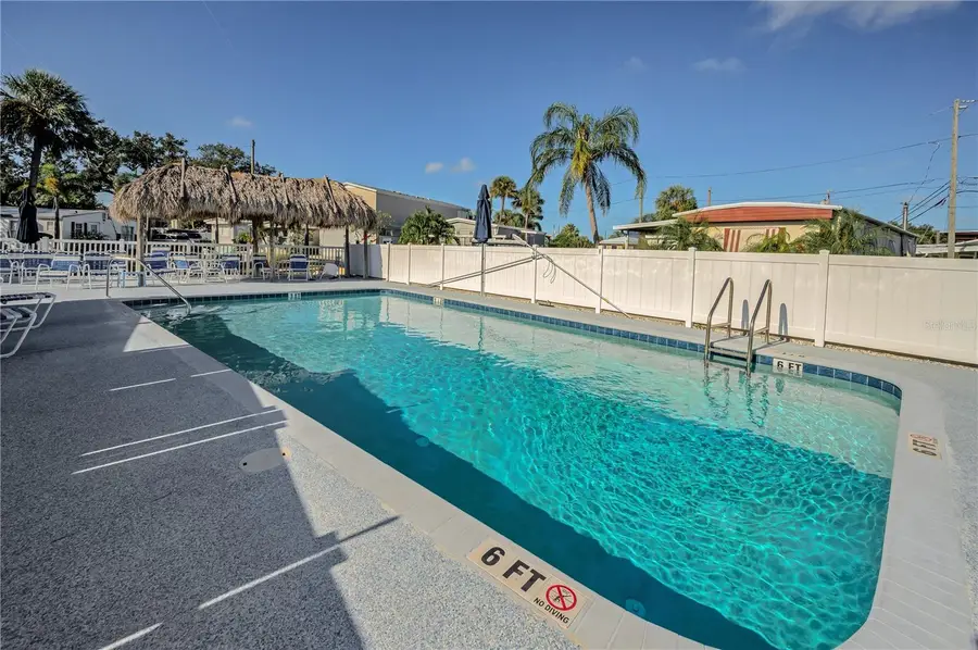 8630 42 Nd Place N #14, Saint Petersburg, FL 33709 - Image #3