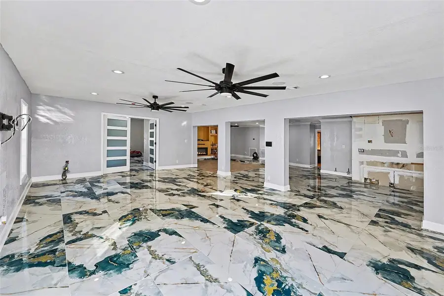 1665 Pinellas Point Drive S, Saint Petersburg, FL 33712 - Image #2