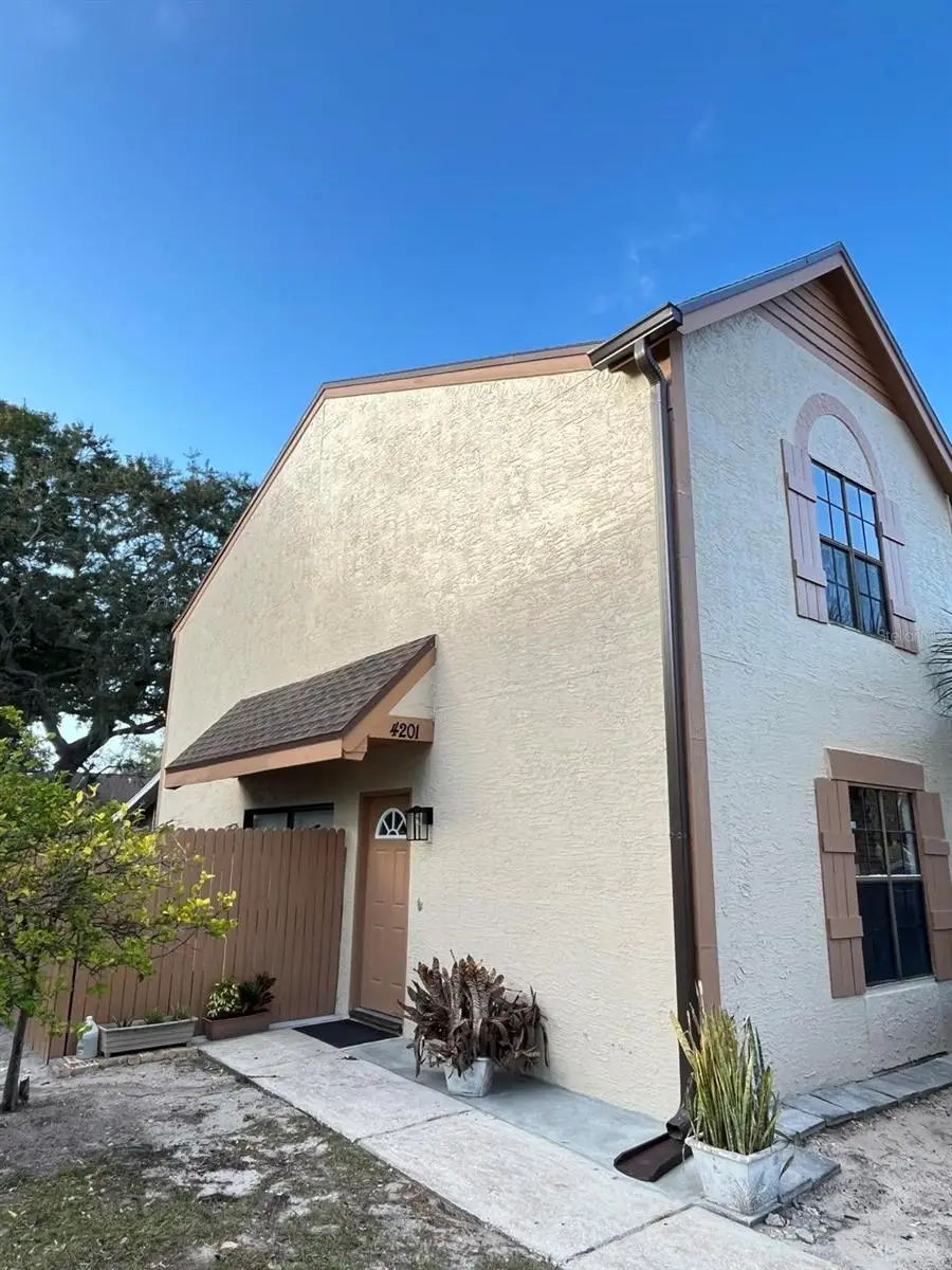 4201 Brigadoon Circle, Clearwater, FL 33759 - Image #2