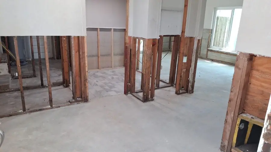 705 Shore Drive E, Oldsmar, FL 34677 - Image #2