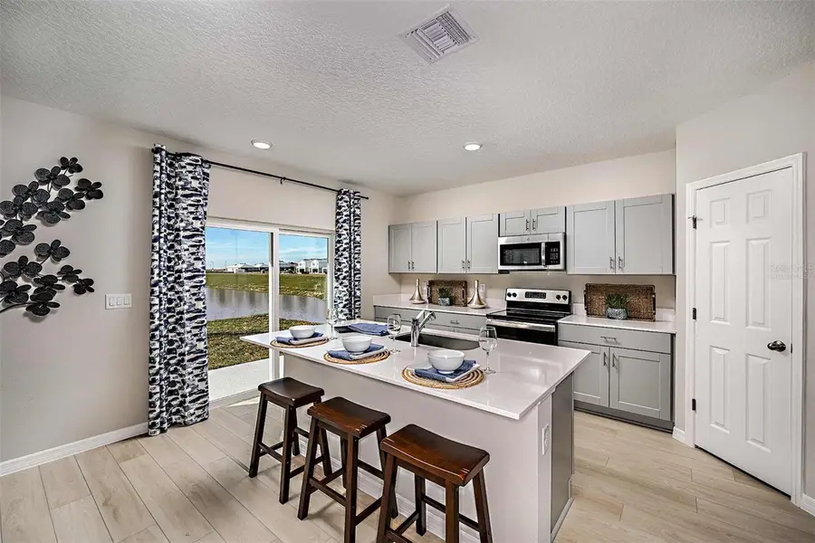 5019 Oaks River Street, Davenport, FL 33837 - Image #3