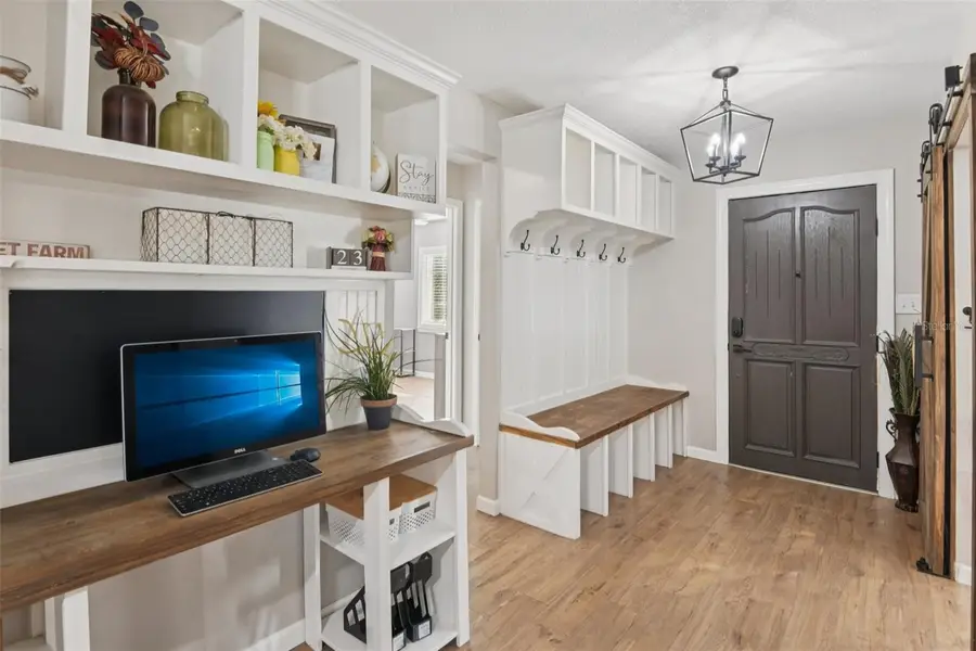 34037 Woodland Circle, Dade City, FL 33523 - Image #2