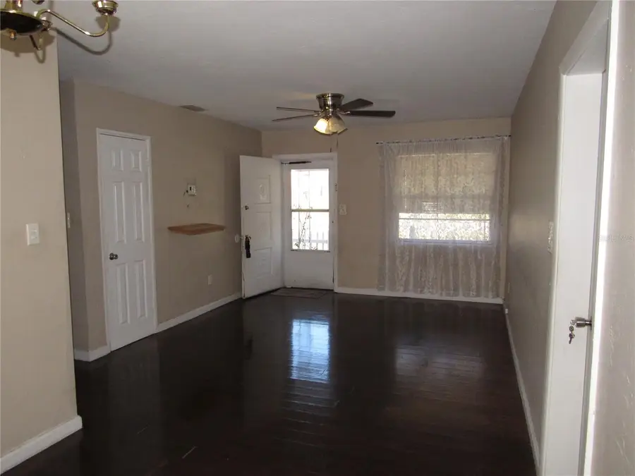 4232 W Bay View Avenue, Tampa, FL 33611 - Image #3