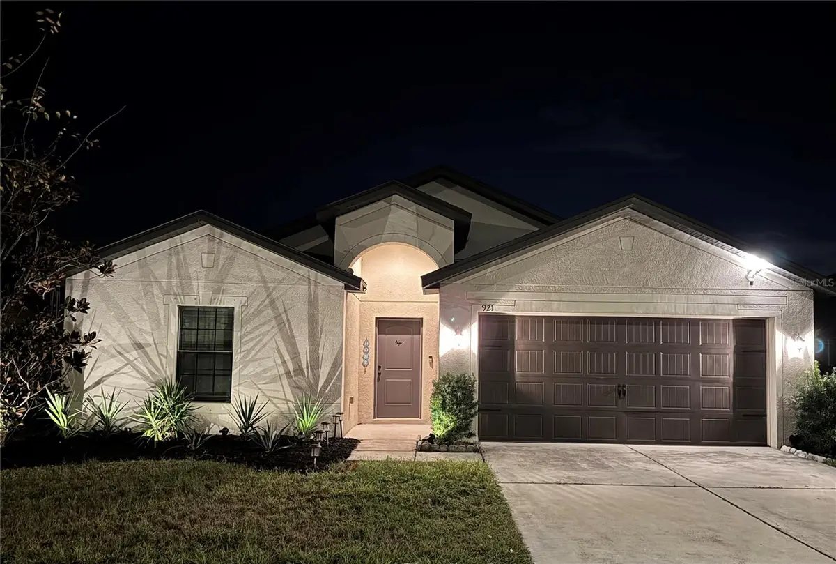 921 Wynnmere Walk Avenue, Ruskin, FL 33570 - Image #1