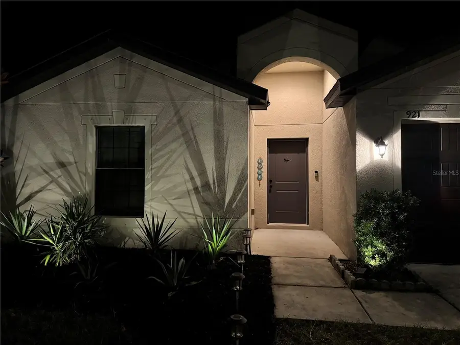 921 Wynnmere Walk Avenue, Ruskin, FL 33570 - Image #3