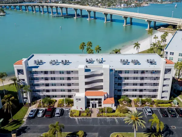 5901 Bahia Del Mar Circle #521, ST PETERSBURG, FL 33715