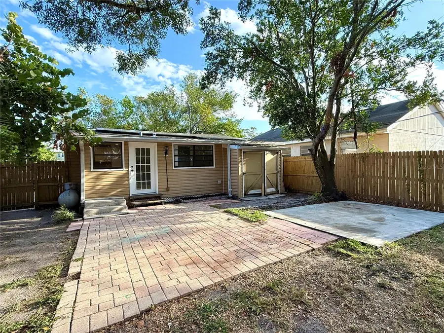 5530 Crissman Drive N, Saint Petersburg, FL 33714 - Image #2