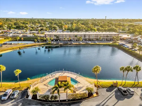 6400 46th Avenue #102, KENNETH CITY, FL 33709